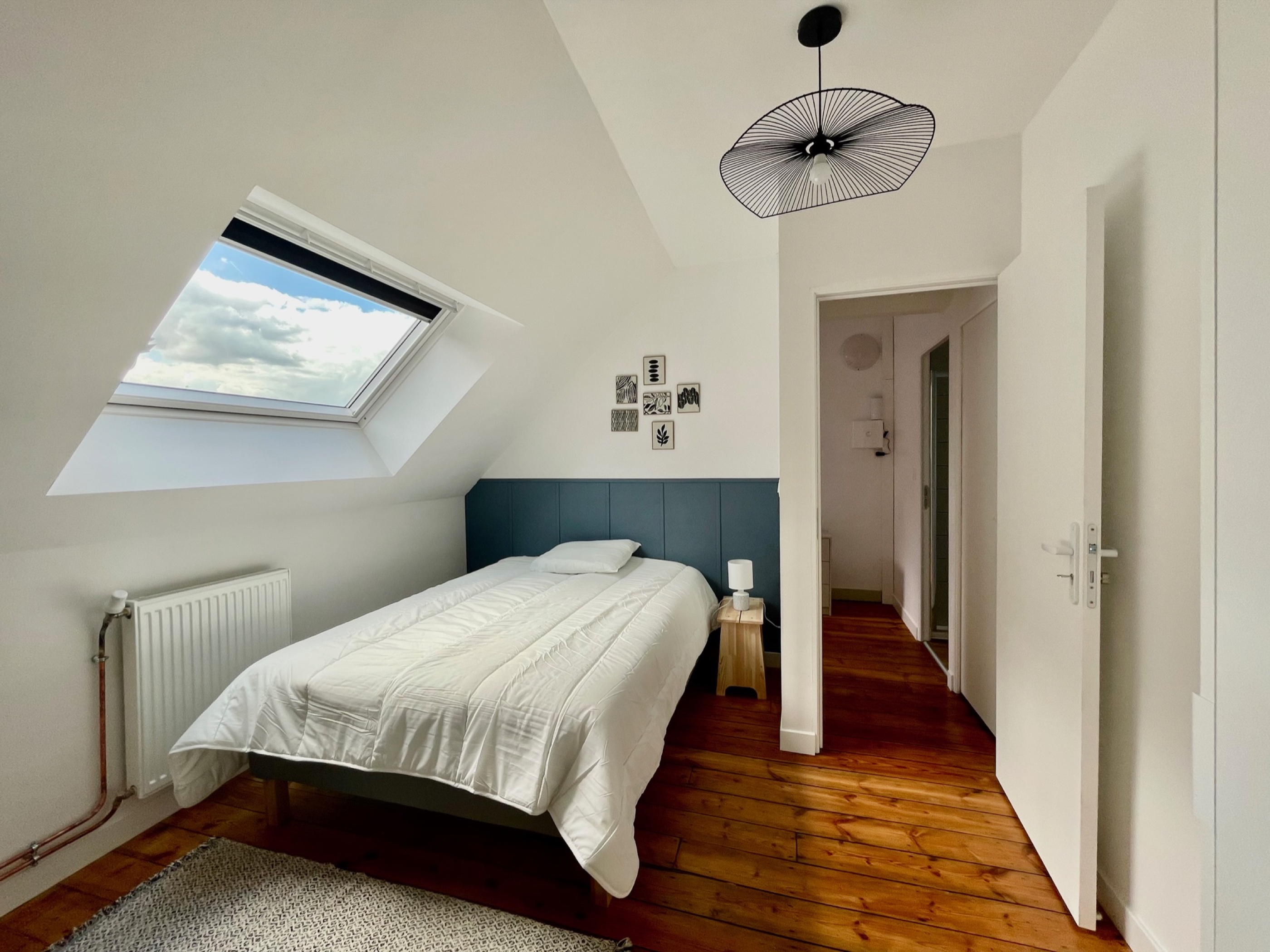 Chambre 3 — 1 lit double · 2 personnes maximum